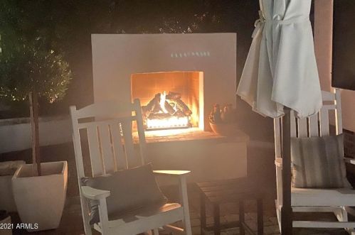 4013 49 Pl, Phoenix AZ 85018-2965 exterior