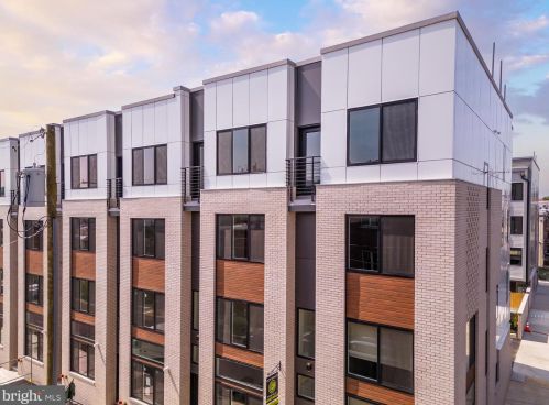 2620 Hagert St, Philadelphia PA 19125-1617 exterior