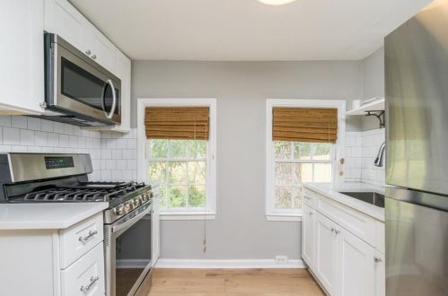 1831 Lyle Ave, Atlanta GA  30337-1204 exterior