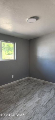 2031 Hadley St, Tucson AZ  85705-2224 exterior