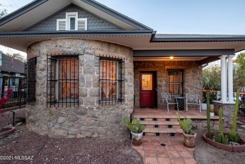 245 4th St, Tucson, AZ 85705-8229