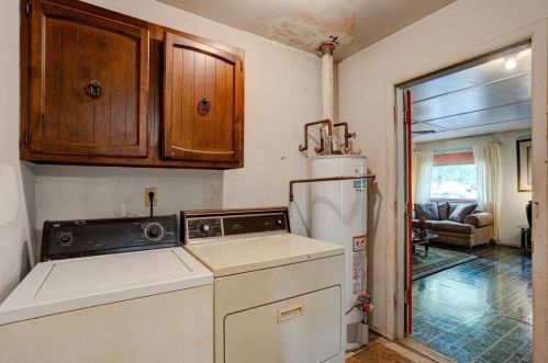 1004 Forrest Dr, Atlanta GA 30354-2514 exterior