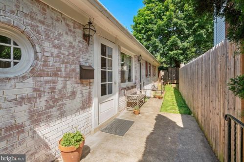 4615 47th St, Washington, DC 20016-4436