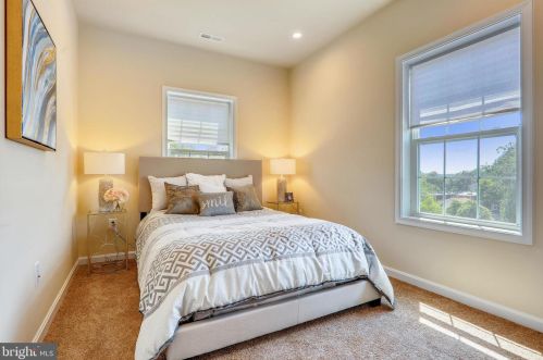 5509 C St, Washington DC  20019-6338 exterior