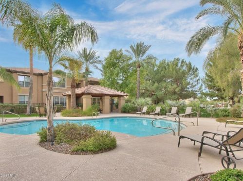 5108 34 Pl, Phoenix AZ 85018-1543 exterior