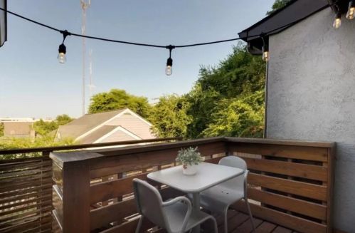 316 Cameron St, Atlanta GA  30312-3313 exterior