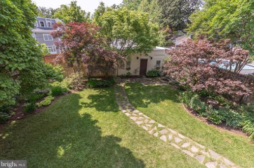 3524 Edmunds St, Washington DC 20007-1463 exterior