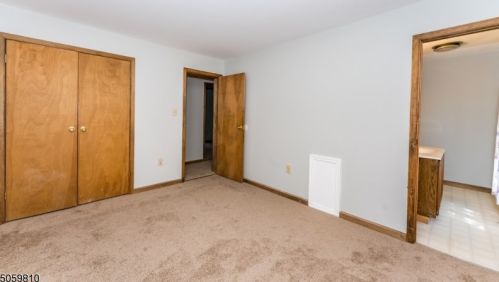 15 Newton Pl, Irvington NJ 07111-1408 exterior