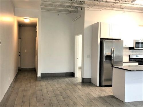 460 Coventry Ln, Bull Valley, IL 60014-7561