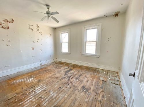 1311 Lowrie St, Pittsburgh PA 15212-4325 exterior