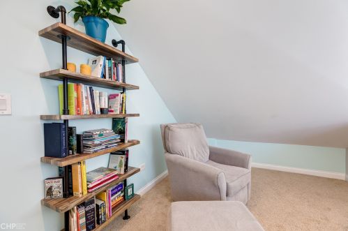 4951 Medill Ave, Chicago IL 60647-2424 exterior