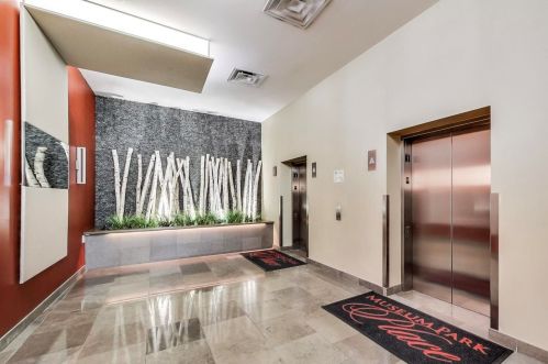 1841 Calumet Ave, Chicago IL  60616-1403 exterior