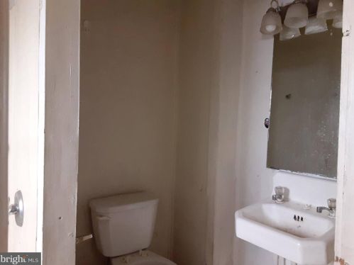 532 Manor St, Lancaster PA 17603-5005 exterior