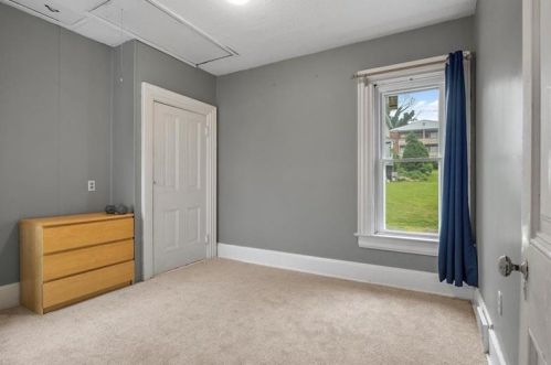 904 State Ave, Moon Twp PA 15108-2234 exterior