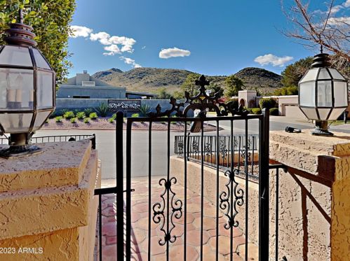 12653 2nd Pl, Phoenix, AZ 85022-5404