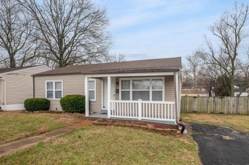 8840 Harold Dr, Saint Louis MO 63134-3205 exterior