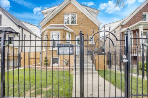 2242 Karlov Ave, Chicago IL  60639-3718 exterior