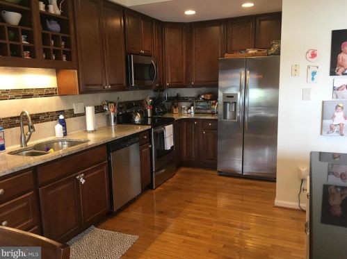 6311 Franconia Commons Dr, Alexandria VA  22310-2567 exterior