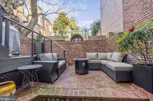 1527 31 St, Washington DC 20007-4405 exterior