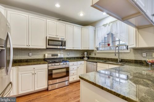 337 Fayette St, Alexandria VA 22314-2201 exterior