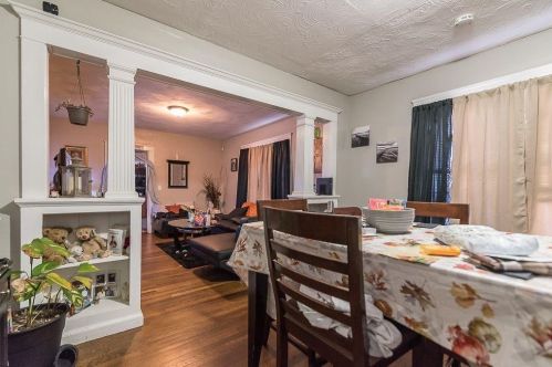 133 Babcock St, Providence RI 02905-1403 exterior