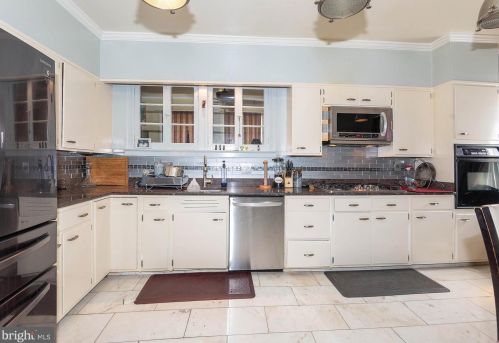 1520 28 St, Washington DC 20020-3832 exterior