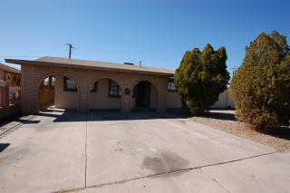 2556 40th Ave, Phoenix AZ  85009-1263 exterior