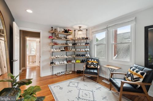 18 Pine St, Camden NJ  08106-1138 exterior