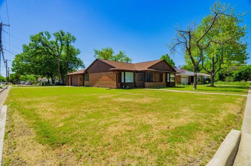 9930 Cloister Dr, Dallas TX 75228-3617 exterior