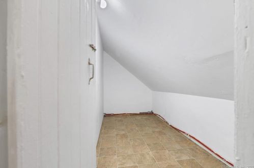 57 Lawlor St, New Britain CT 06051-1110 exterior