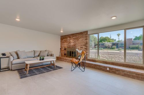 8901 Mcclellan St, Tucson AZ  85710-4420 exterior