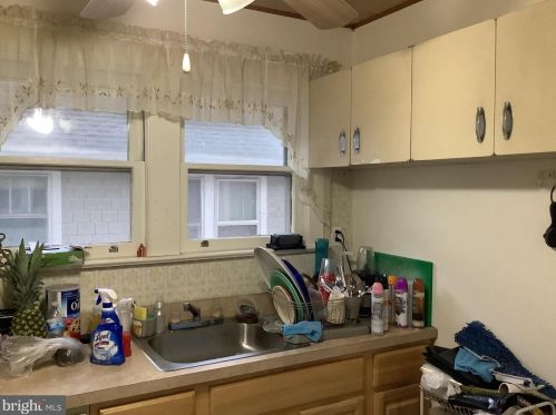 1730 42 St, Camden NJ 08110-2119 exterior