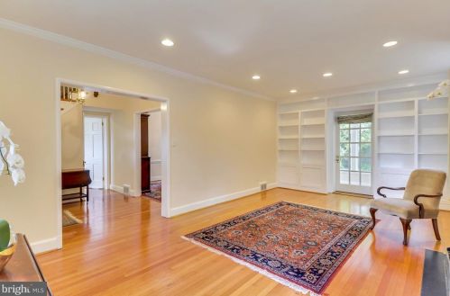 3533 Cumberland St, Washington DC  20008-2922 exterior