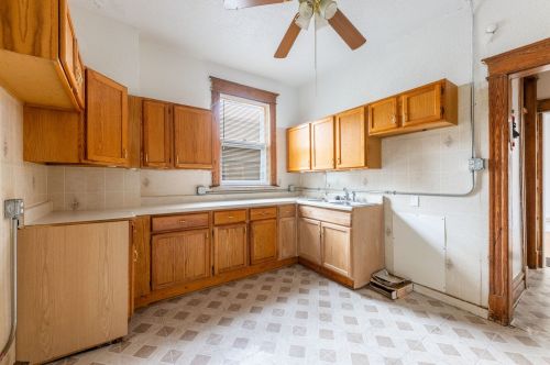 229 Long Ave, Chicago IL 60638-1714 exterior