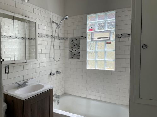 3304 Bartlett Ave, Milwaukee WI  53211-3024 exterior