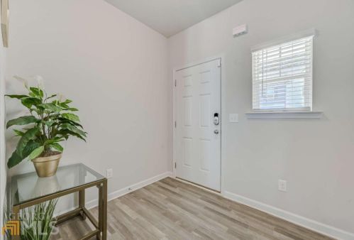 4933 Lower Elm St, Atlanta GA 30349-1677 exterior