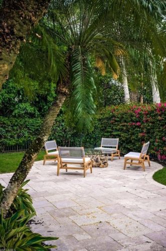 1429 Nighthawk Pt, Naples FL 34105-2789 exterior