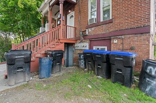 78 Clinton St, Poughkeepsie NY 12601-4221 exterior