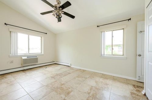 179 Cross St, Bronx NY 10464-1225 exterior