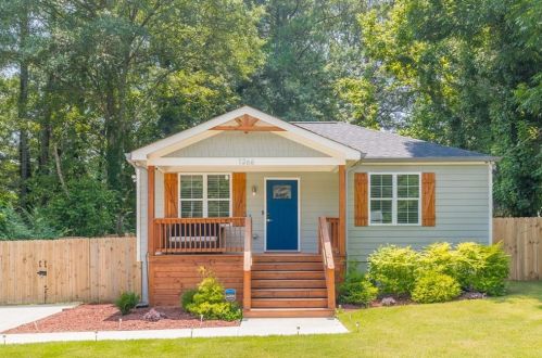 1266 Almont Dr, Atlanta GA  30310-3771 exterior