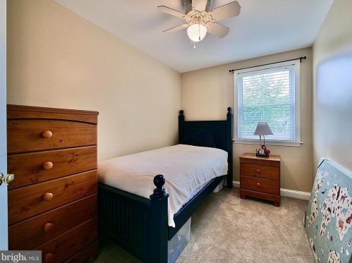 21 Andrews Ave, Manor PA 19036-0012 exterior