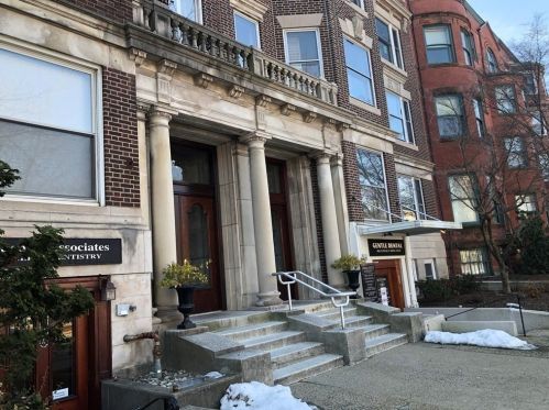 1037 Beacon St, Brookline MA  02446-5656 exterior