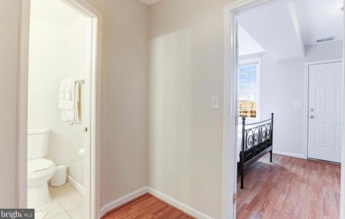 912 19 St, Washington DC 20002-4083 exterior