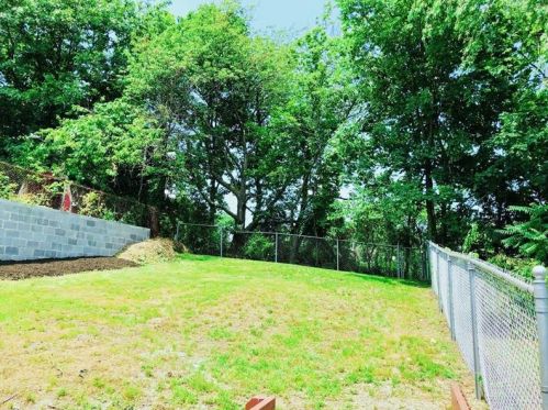 2929 Webster Ave, Pittsburgh PA  15219-4209 exterior