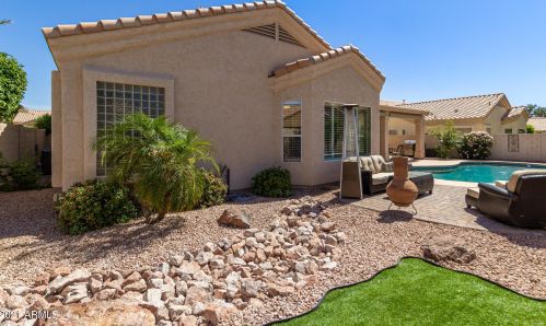 1872 Lantana Dr, Chandler AZ  85248-2170 exterior