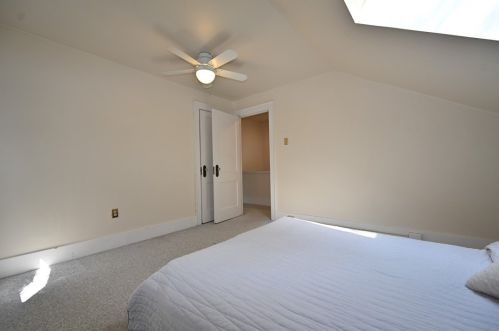 1122 King Ave, Pittsburgh PA 15206-1436 exterior