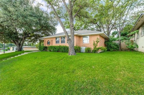 635 Classen Dr, Dallas TX  75218-1728 exterior