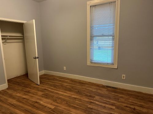 216 Center St, Milwaukee WI  53212-2841 exterior