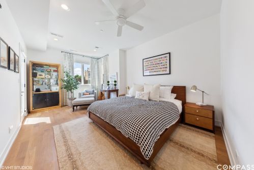 2037 Mclean Ave, Chicago IL 60647-4532 exterior