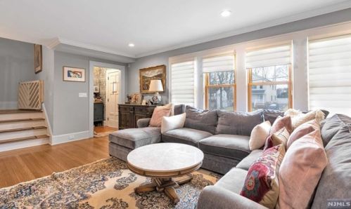 163 Merrison St, Teaneck, NJ 07666-4648